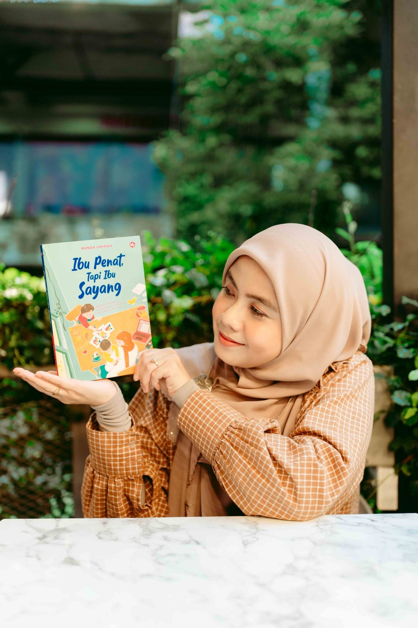 Ibu Penat, Tapi Ibu Sayang