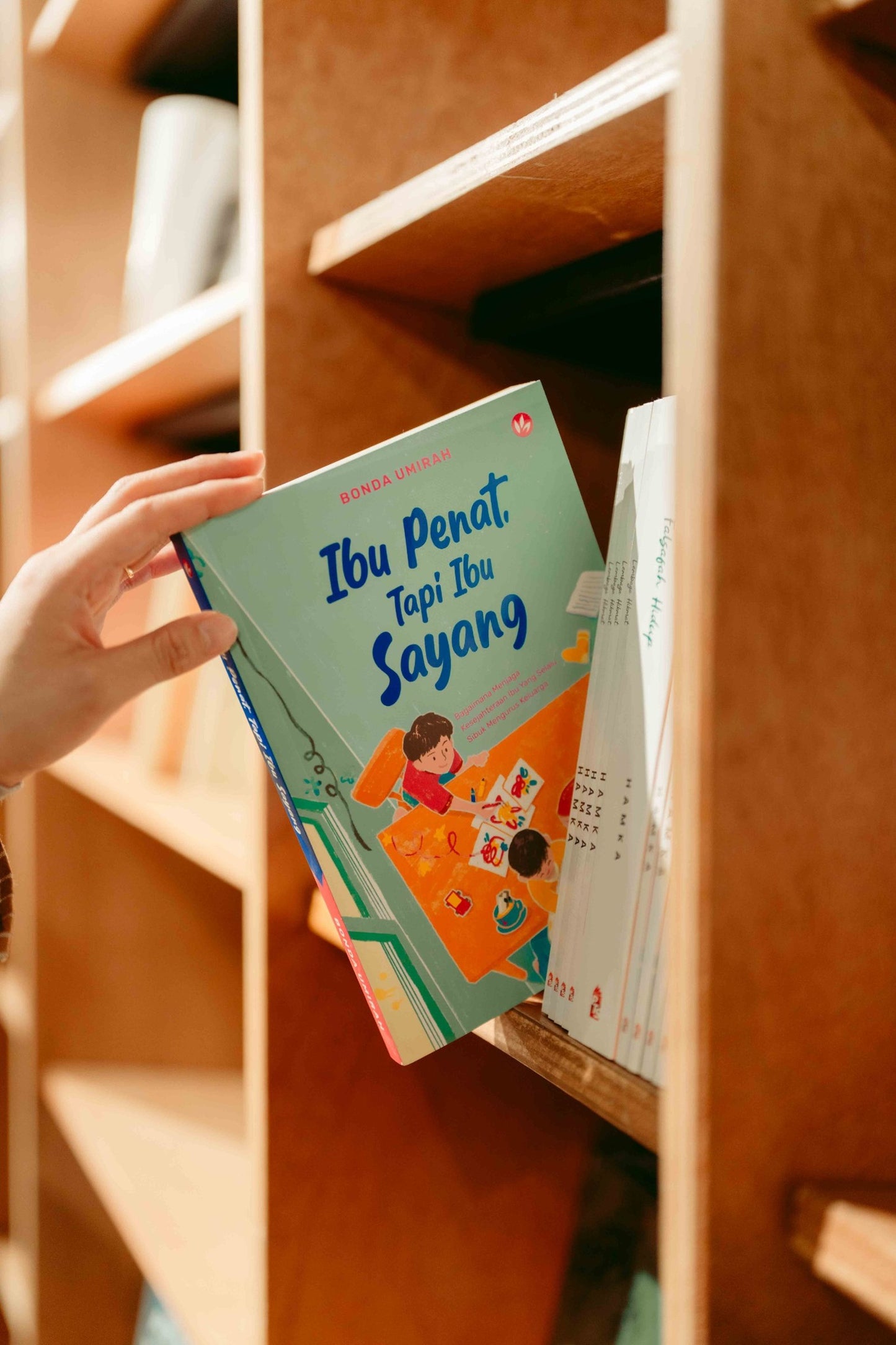 Ibu Penat, Tapi Ibu Sayang